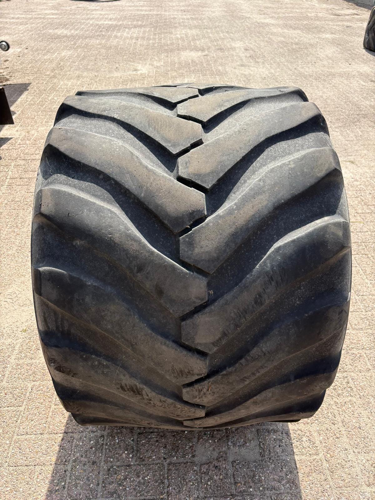 Alliance 700/40-22.5 Flotation 331