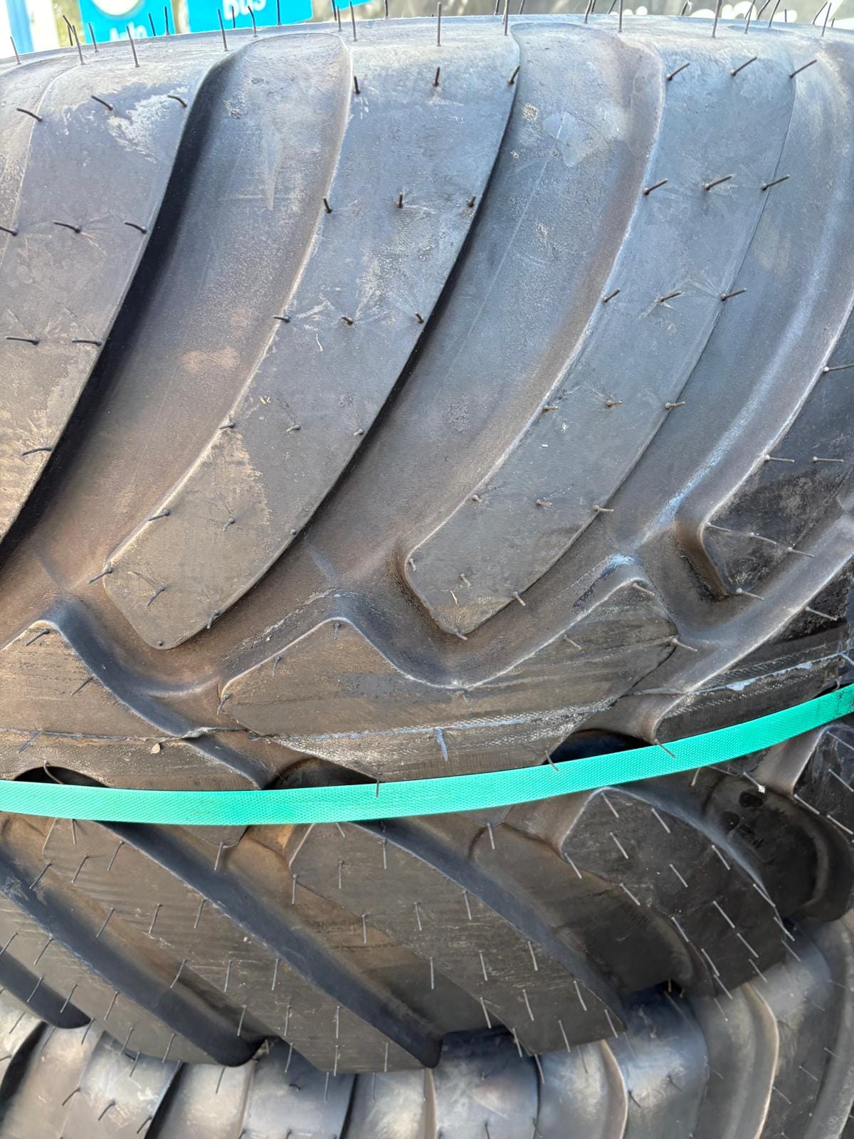 Alliance 600/50R22.5 Flotation Radial 885
